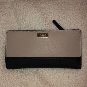 Kate spade bifold wallet